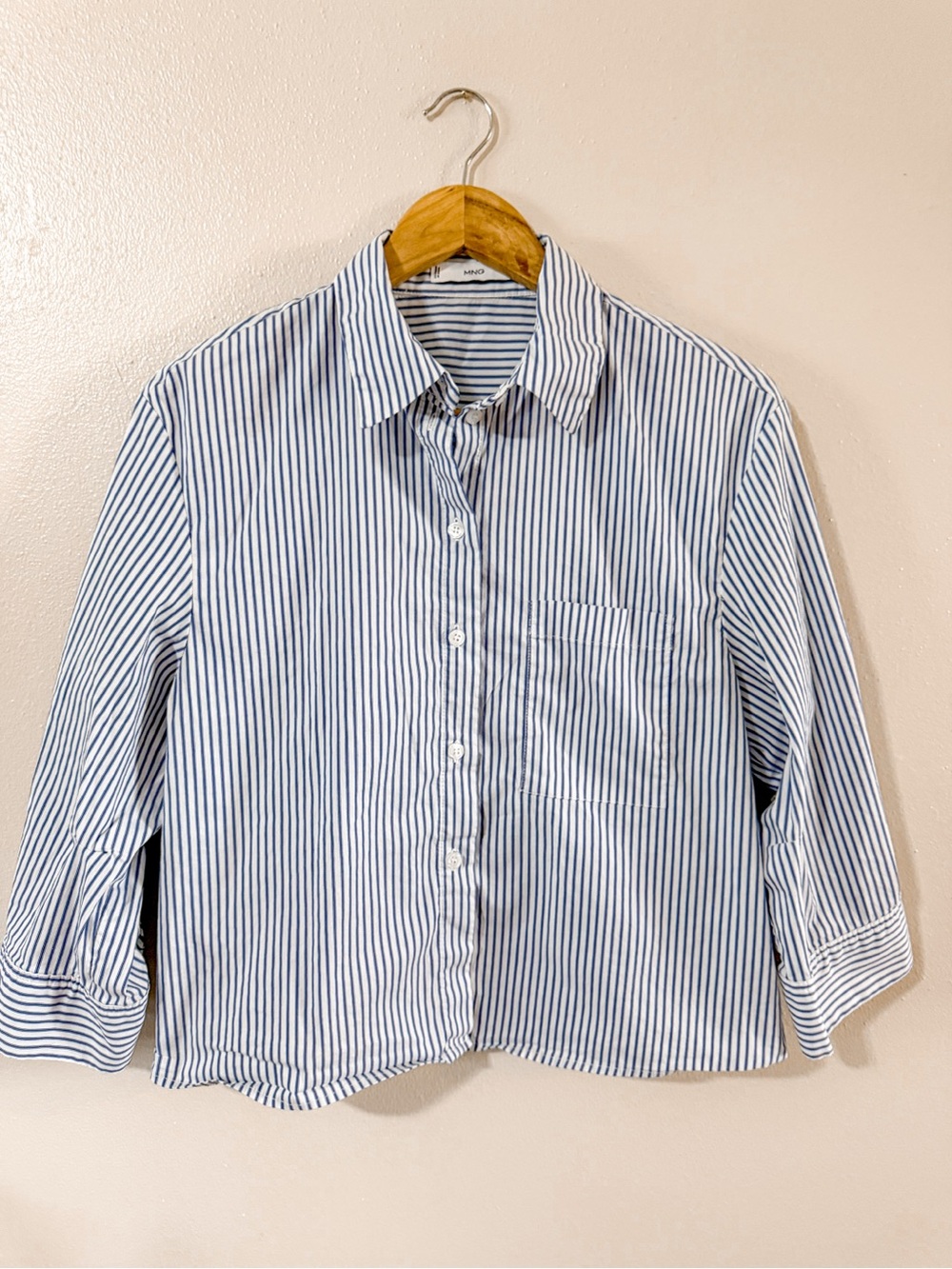Mango Minimalist Euro Summer White &‎ Blue Cotton Blend Button Down